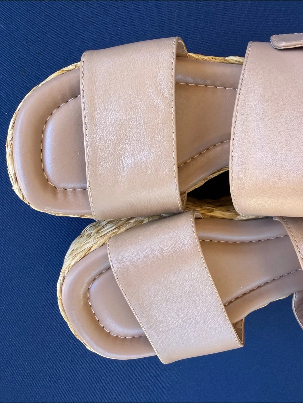 Marc Fisher LTD Raffia Platform Sandals 5.5M Tan Ankle Strap Resort Summer Shoe